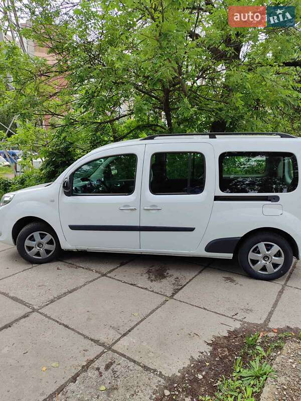 Минивэн Renault Kangoo 2014 в Киеве