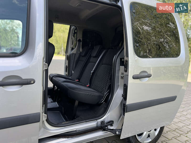 Минивэн Renault Kangoo 2014 в Луцке