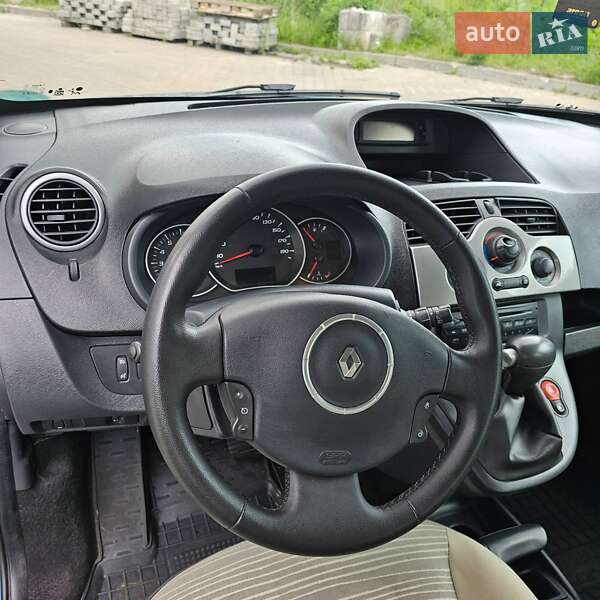 Минивэн Renault Kangoo 2012 в Вишневом