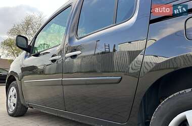 Минивэн Renault Kangoo 2008 в 