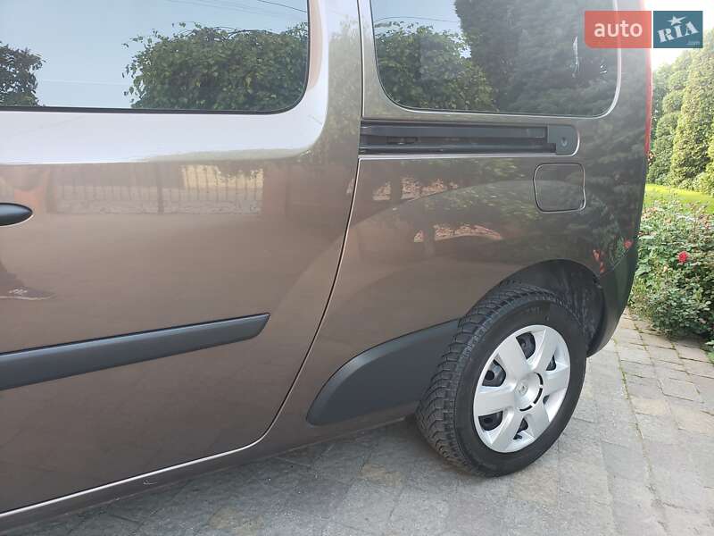 Мінівен Renault Kangoo 2014 в Луцьку