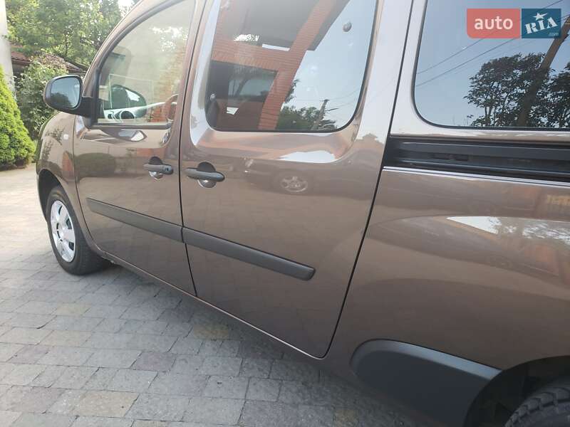Мінівен Renault Kangoo 2014 в Луцьку