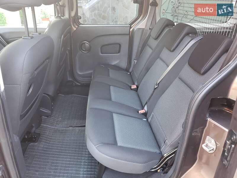 Мінівен Renault Kangoo 2014 в Луцьку