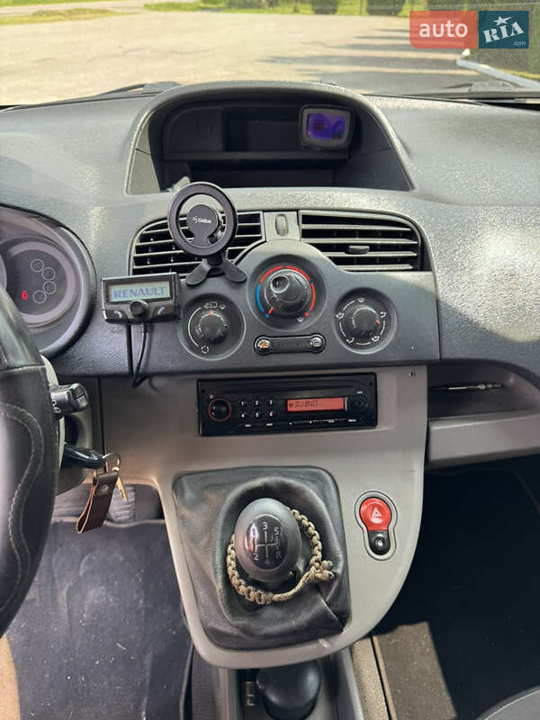 Грузовой фургон Renault Kangoo 2011 в Дубно