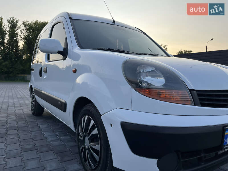 Минивэн Renault Kangoo 2003 в Каменец-Подольском фото 31 Минивэн Renault Kangoo 2003 в Каменец-Подольском