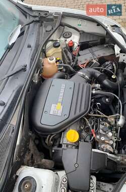 Минивэн Renault Kangoo 2000 в 