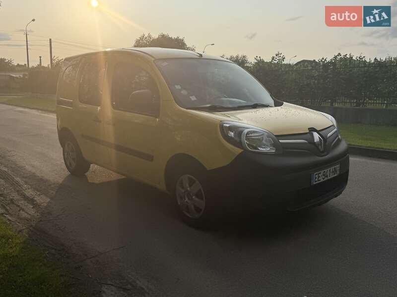 Грузовой фургон Renault Kangoo 2016 в Луцке