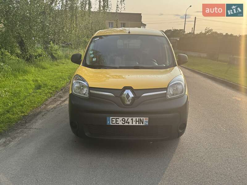 Грузовой фургон Renault Kangoo 2016 в Луцке