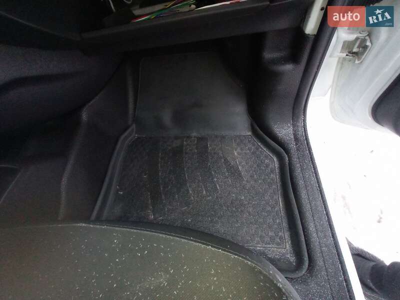 Минивэн Renault Kangoo 2012 в Киеве