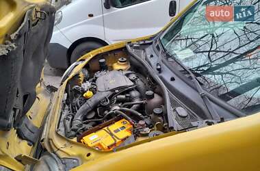 Минивэн Renault Kangoo 2002 в 