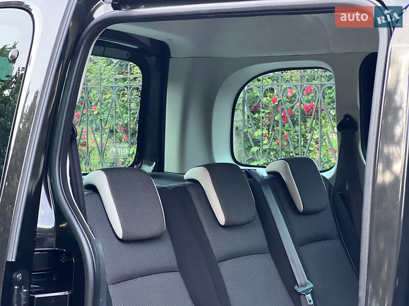Мінівен Renault Kangoo 2015 в Умані