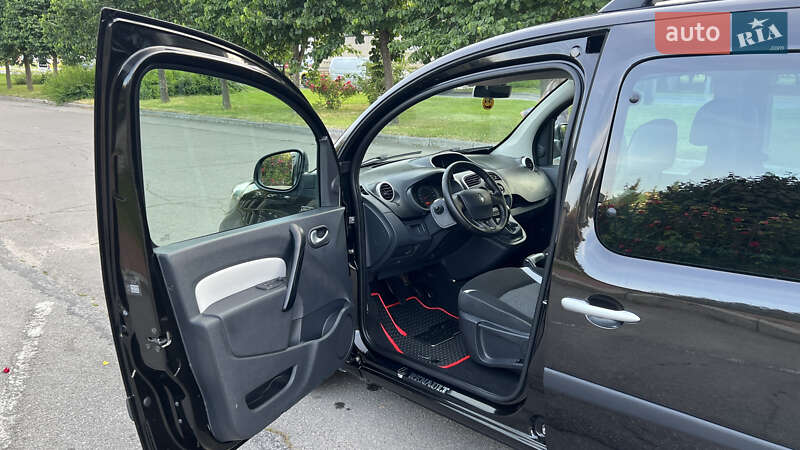 Мінівен Renault Kangoo 2015 в Умані