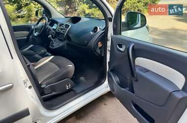 Мінівен Renault Kangoo 2015 в 