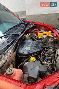 Минивэн Renault Kangoo 2000 в 