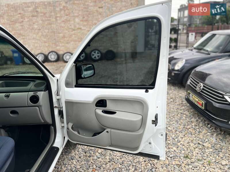 Минивэн Renault Kangoo 2004 в Коломые