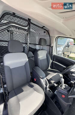 Грузовой фургон Renault Kangoo 2020 в 