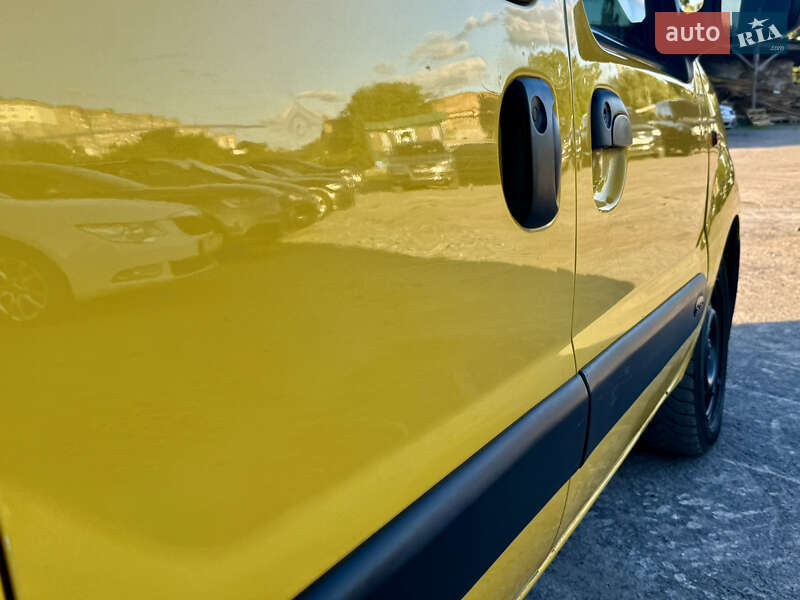 Мінівен Renault Kangoo 2003 в Рівному