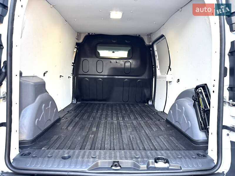 Грузовой фургон Renault Kangoo 2019 в Радивилове
