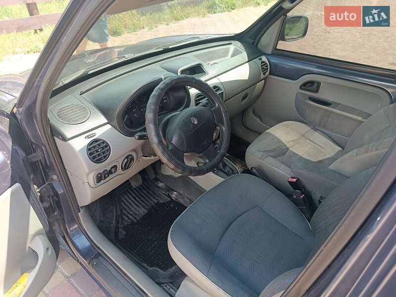 Минивэн Renault Kangoo 2004 в Славянске