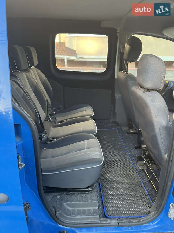 Вантажопасажирський фургон Renault Kangoo 2016 в Ірпені