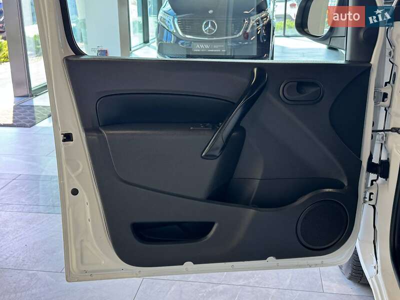 Грузовой фургон Renault Kangoo 2020 в Львове
