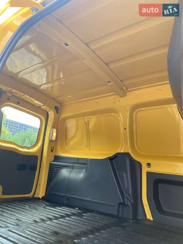 Вантажний фургон Renault Kangoo 2016 в Луцьку