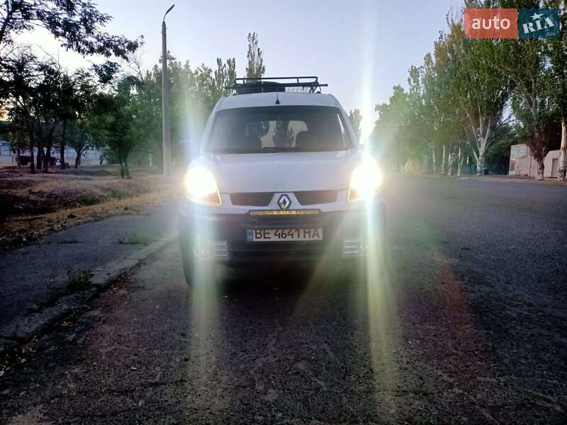 Минивэн Renault Kangoo 2004 в Николаеве фото 12 Минивэн Renault Kangoo 2004 в Николаеве