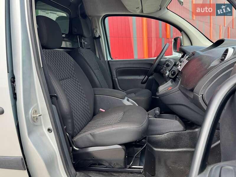 Грузовой фургон Renault Kangoo 2012 в Киеве