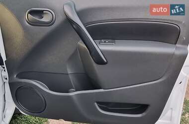 Минивэн Renault Kangoo 2013 в 
