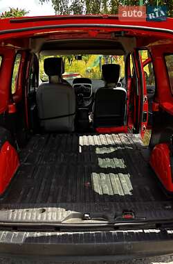 Минивэн Renault Kangoo 2015 в 