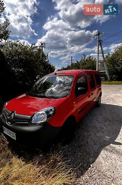 Минивэн Renault Kangoo 2015 в 