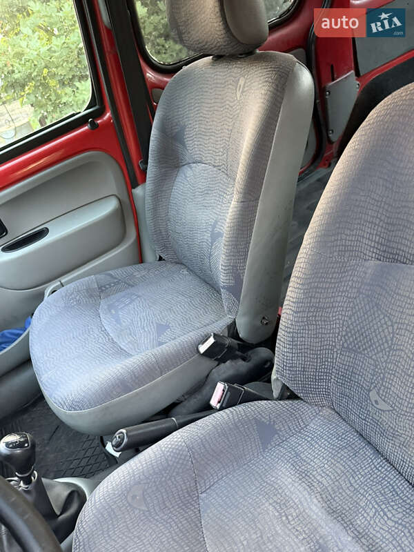 Вантажний фургон Renault Kangoo 2001 в Кременчуці
