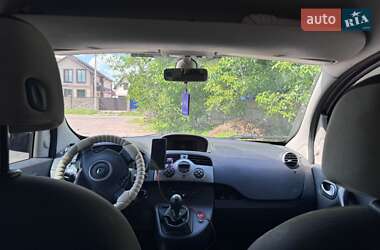Минивэн Renault Kangoo 2012 в 
