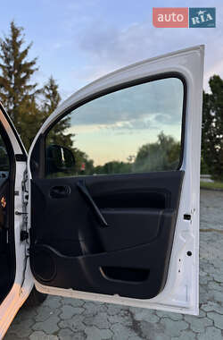 Грузовой фургон Renault Kangoo 2017 в 