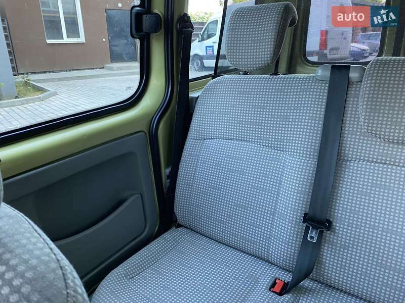 Минивэн Renault Kangoo 2005 в Ивано-Франковске
