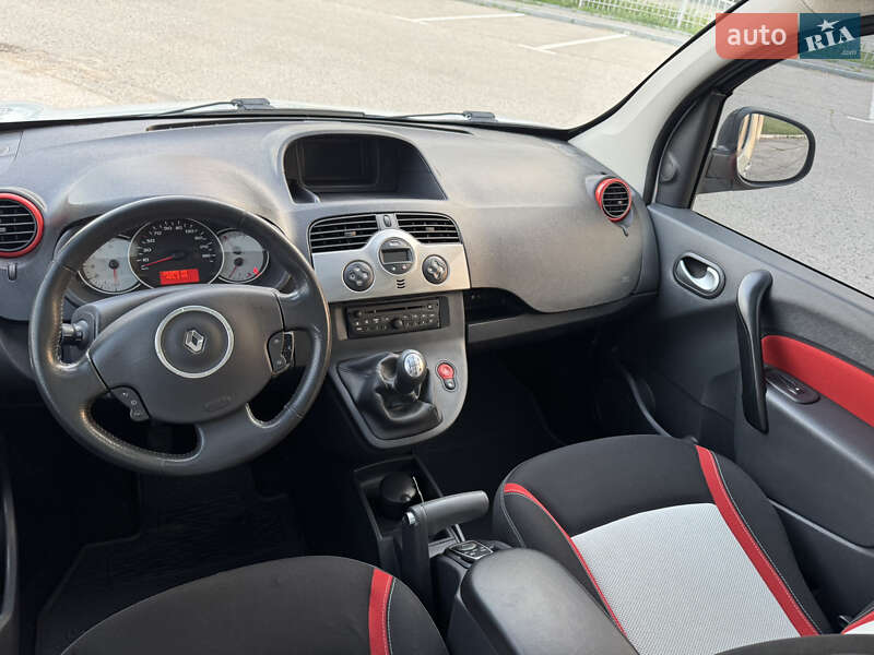 Минивэн Renault Kangoo 2013 в Харькове