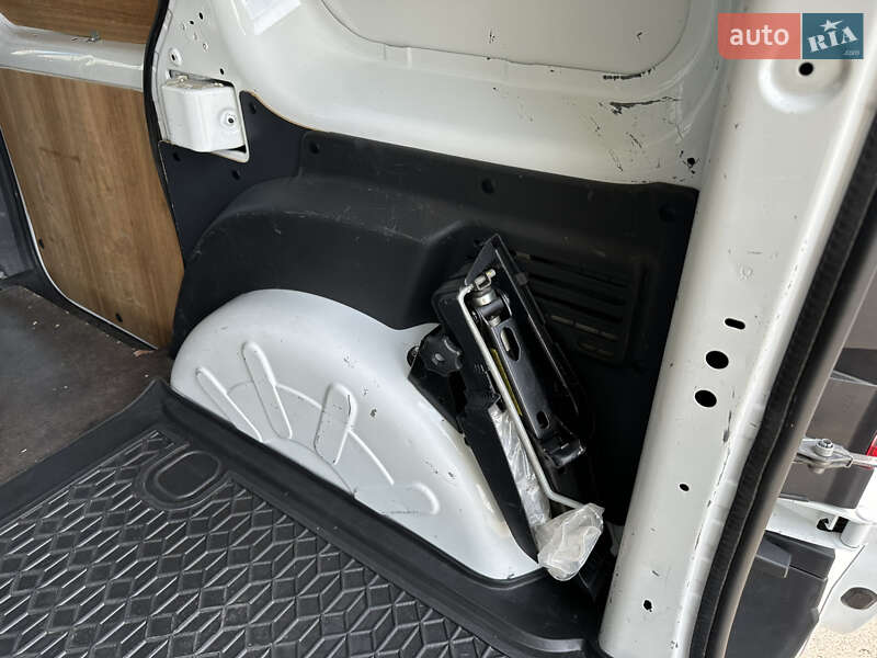 Грузовой фургон Renault Kangoo 2017 в Одессе