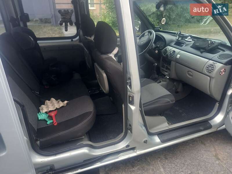 Минивэн Renault Kangoo 2007 в Звенигородке