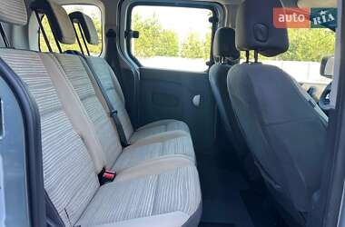 Минивэн Renault Kangoo 2011 в 