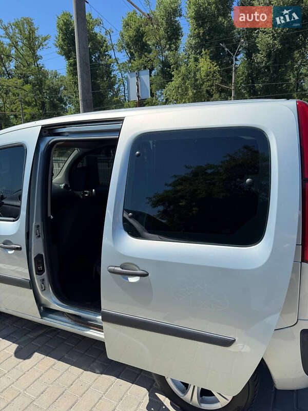 Минивэн Renault Kangoo 2011 в Днепре