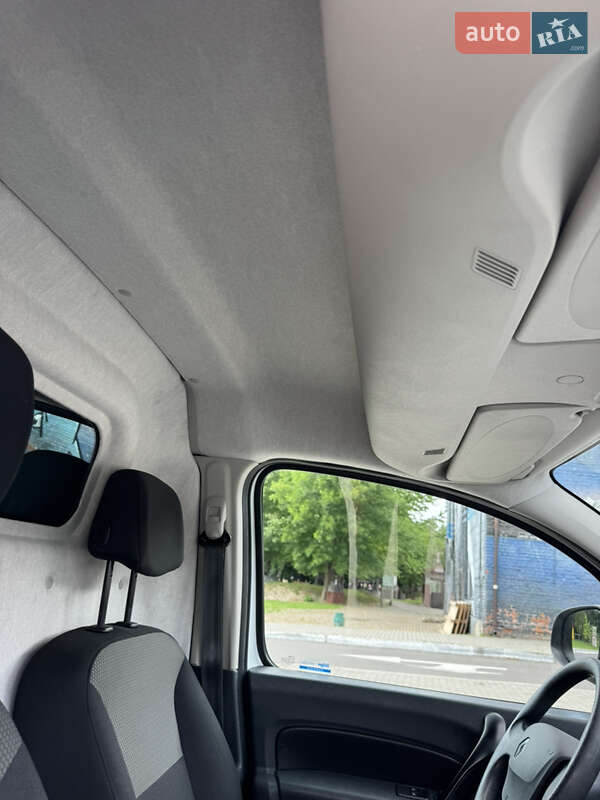 Грузовой фургон Renault Kangoo 2019 в Луцке