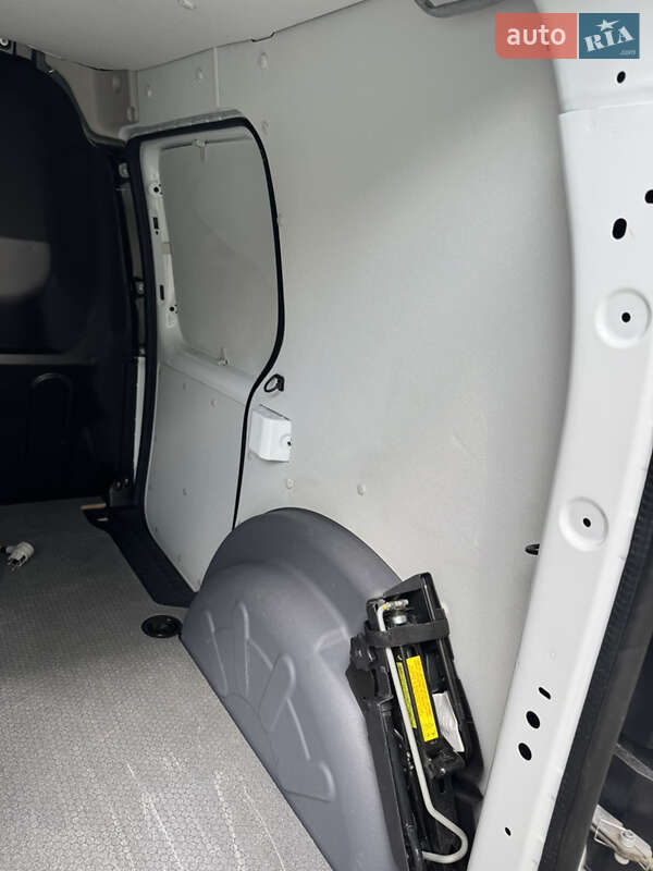Грузовой фургон Renault Kangoo 2019 в Луцке