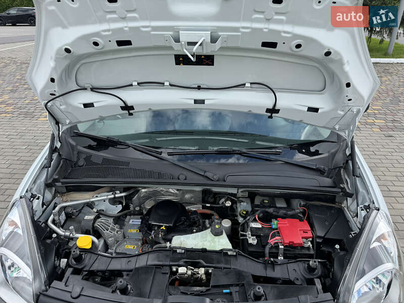 Грузовой фургон Renault Kangoo 2019 в Луцке