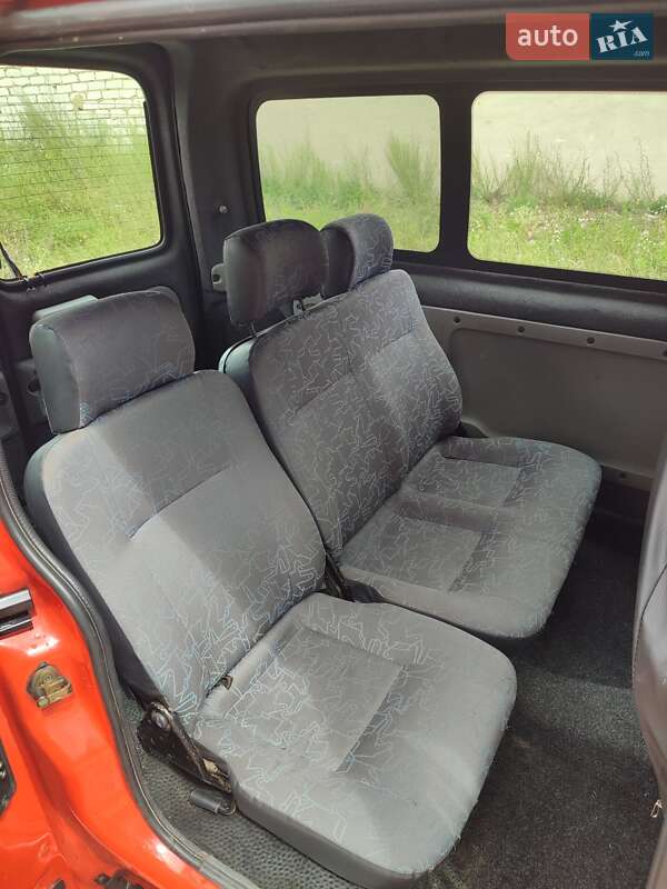 Мінівен Renault Kangoo 2001 в Шостці фото 14 Мінівен Renault Kangoo 2001 в Шостці