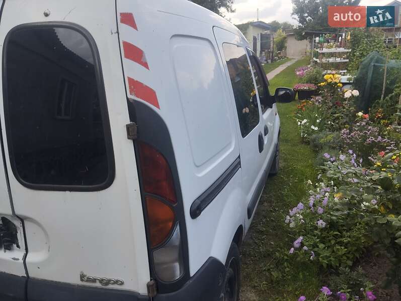 Грузовой фургон Renault Kangoo 2002 в Пирятине