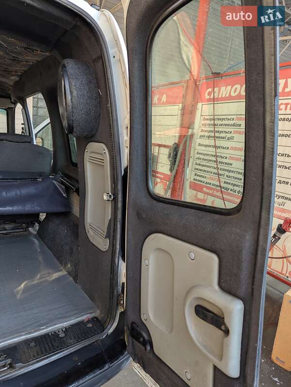 Минивэн Renault Kangoo 2005 в Черновцах