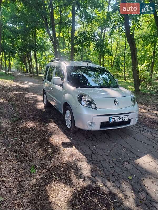 Минивэн Renault Kangoo 2011 в Чернигове