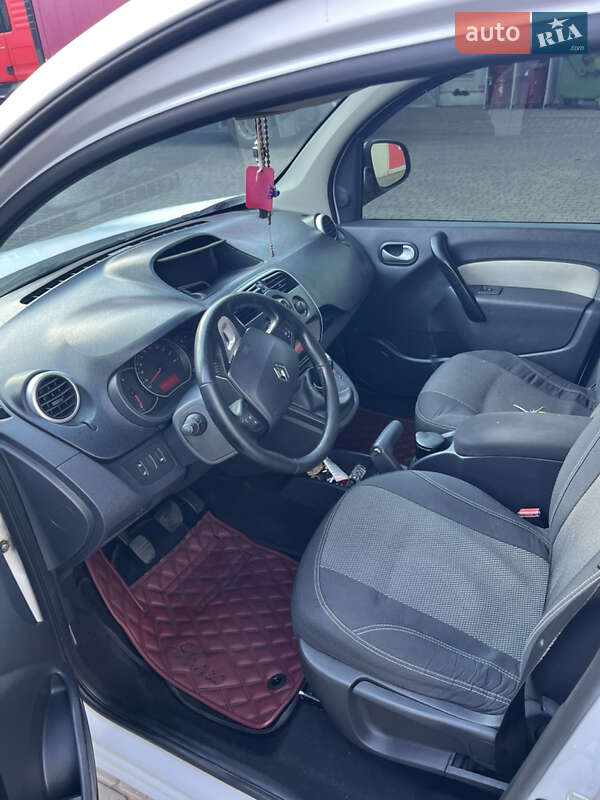 Минивэн Renault Kangoo 2014 в Одессе