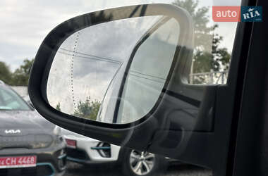 Грузовой фургон Renault Kangoo 2019 в 