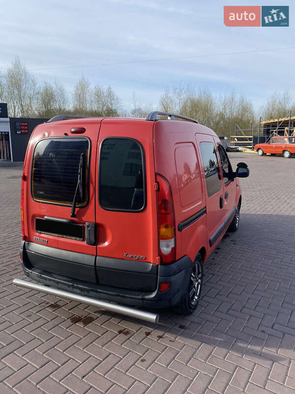 Минивэн Renault Kangoo 2004 в Ровно